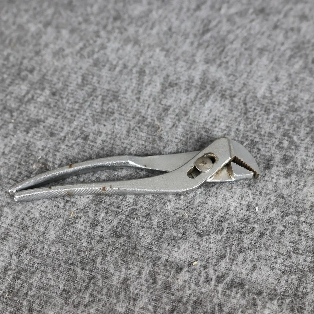 Kal Mini Pliers 6 In KAL-235 Adjustable Knurled Handle Steel Silver Japan